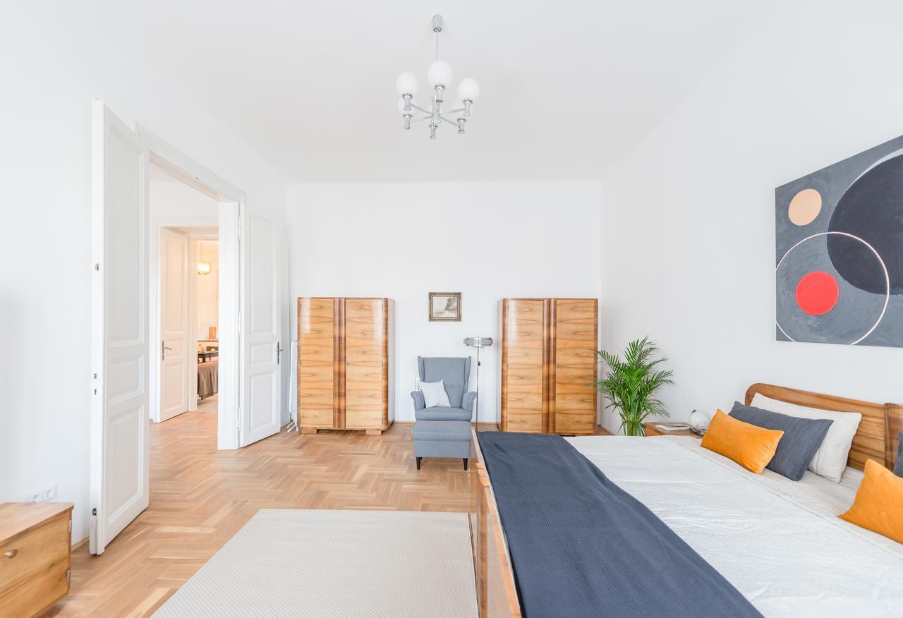 ブダペストModern Bauhausアパートメント エクステリア 写真
